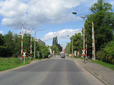 Bahnbergang am Ostbahnhof ber die Strae nach Grfentonna