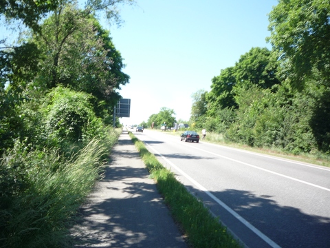 Zufahrt zur Rheinbrcke