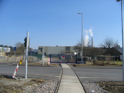Linkes Zufahrtsgleis der Papierfabrik