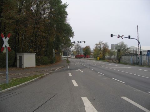 Bahnbergang ber die Colsmannstrae