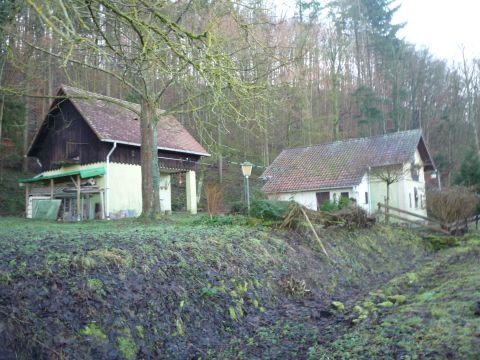 Bahnbergang mit Bahnwrterhuschen