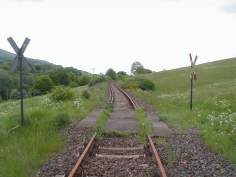 Bahnbergang zwischen Vacha und Unterbreizbach