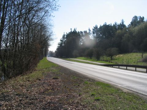 Ehemaliger Bahnbergang ber die B 254