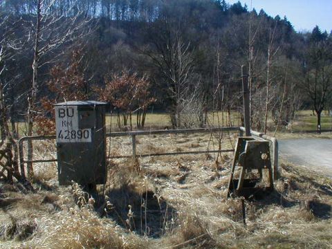 Bahnbergang ber einen Feldweg