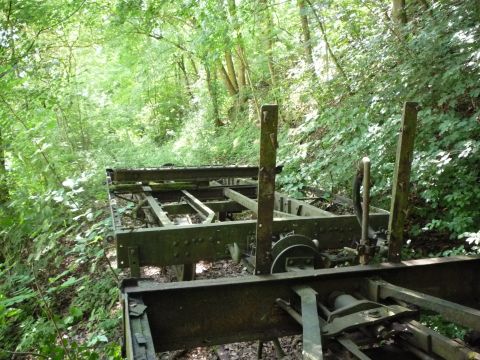 Abgestellte Waggons zwischen Bieringen und Westernhausen