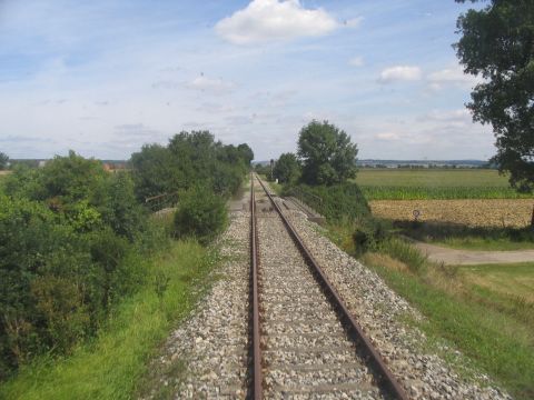 Brcke ber die Strae nach Heuberg