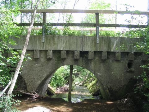 Bachbrcke beim Haltepunkt Krnach