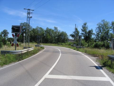 Bahnbergange zwischen Trkheim und Trkheim Bahnhof